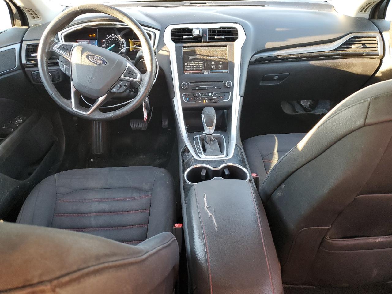 2016 Ford Fusion Se - zdjęcie 8