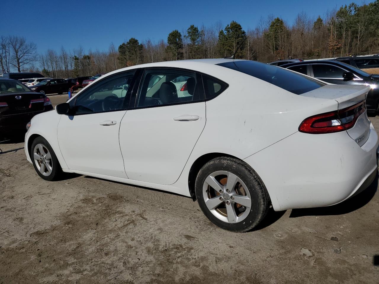 2015 Dodge Dart - zdjęcie 2