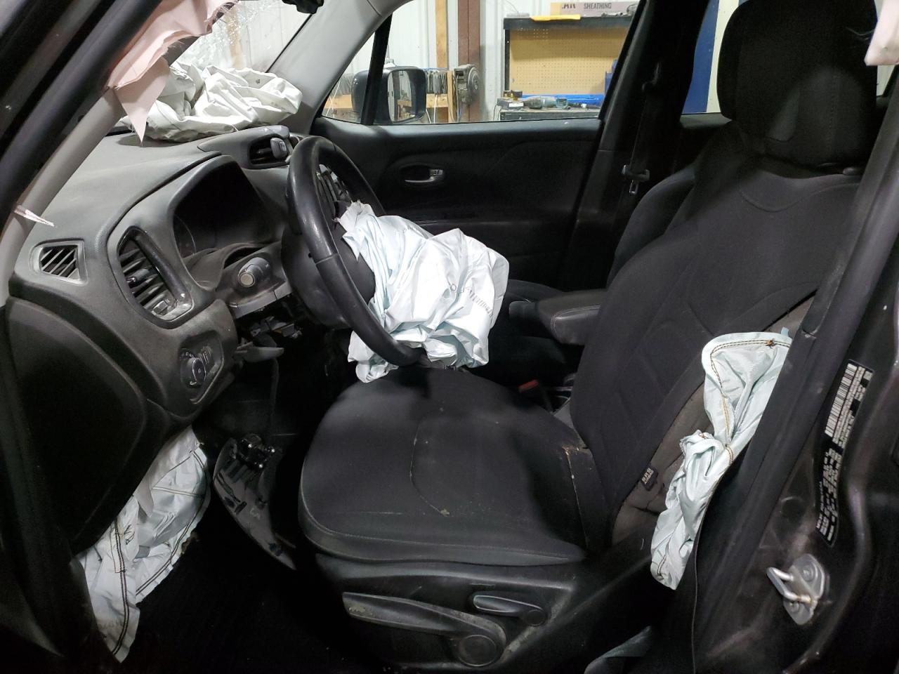 2017 Jeep Renegade Latitude - zdjęcie 7