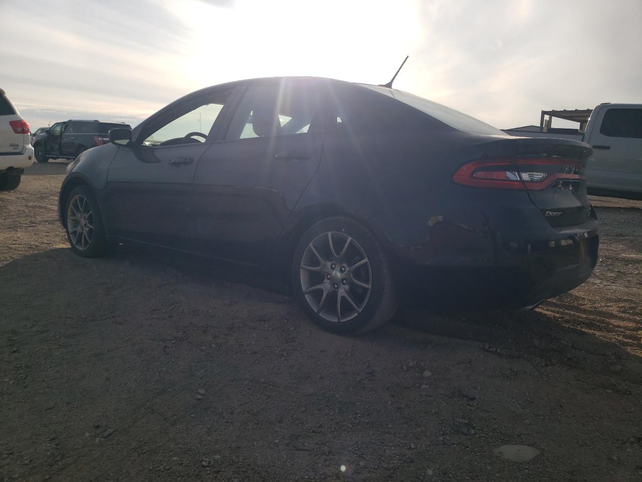 2014 Dodge Dart Sxt - zdjęcie 2