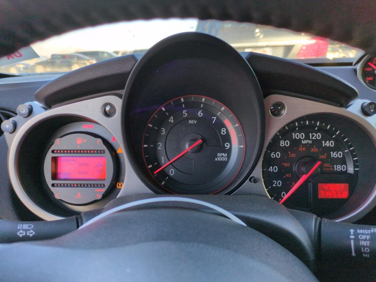 2017 Nissan 370Z Base - zdjęcie 9