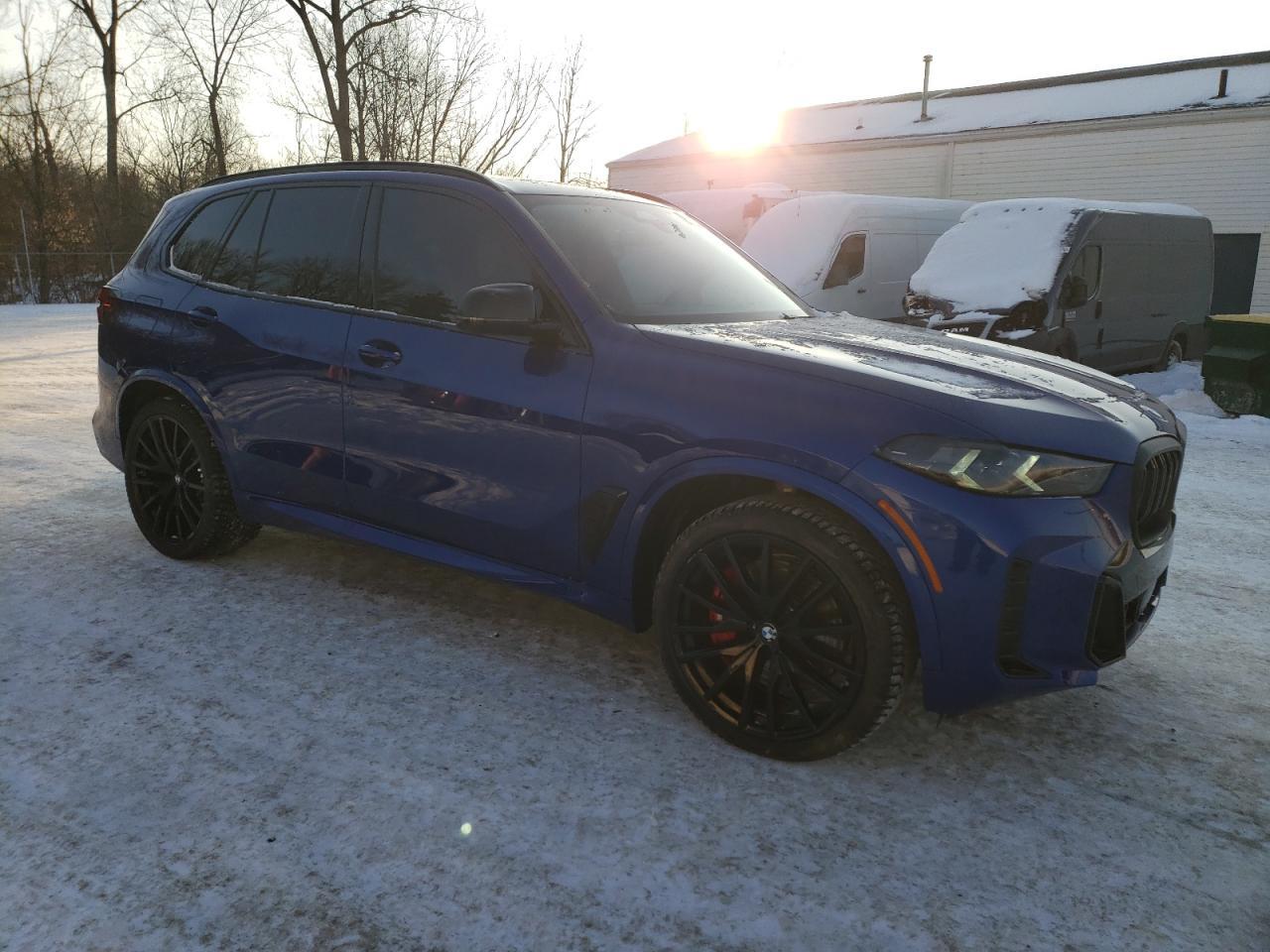 2025 BMW X5 M60I - zdjęcie 4
