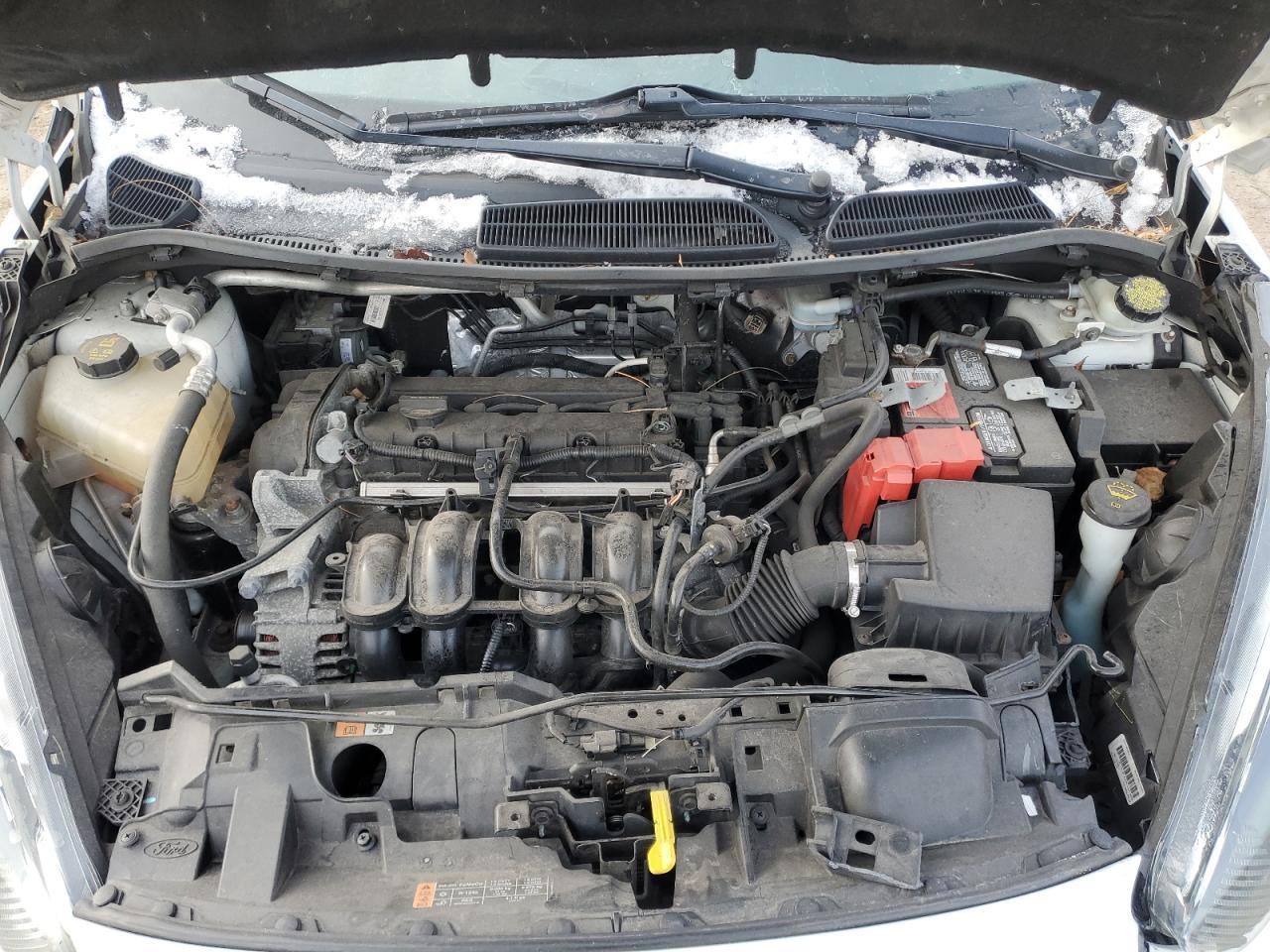 2015 Ford Fiesta S - zdjęcie 11