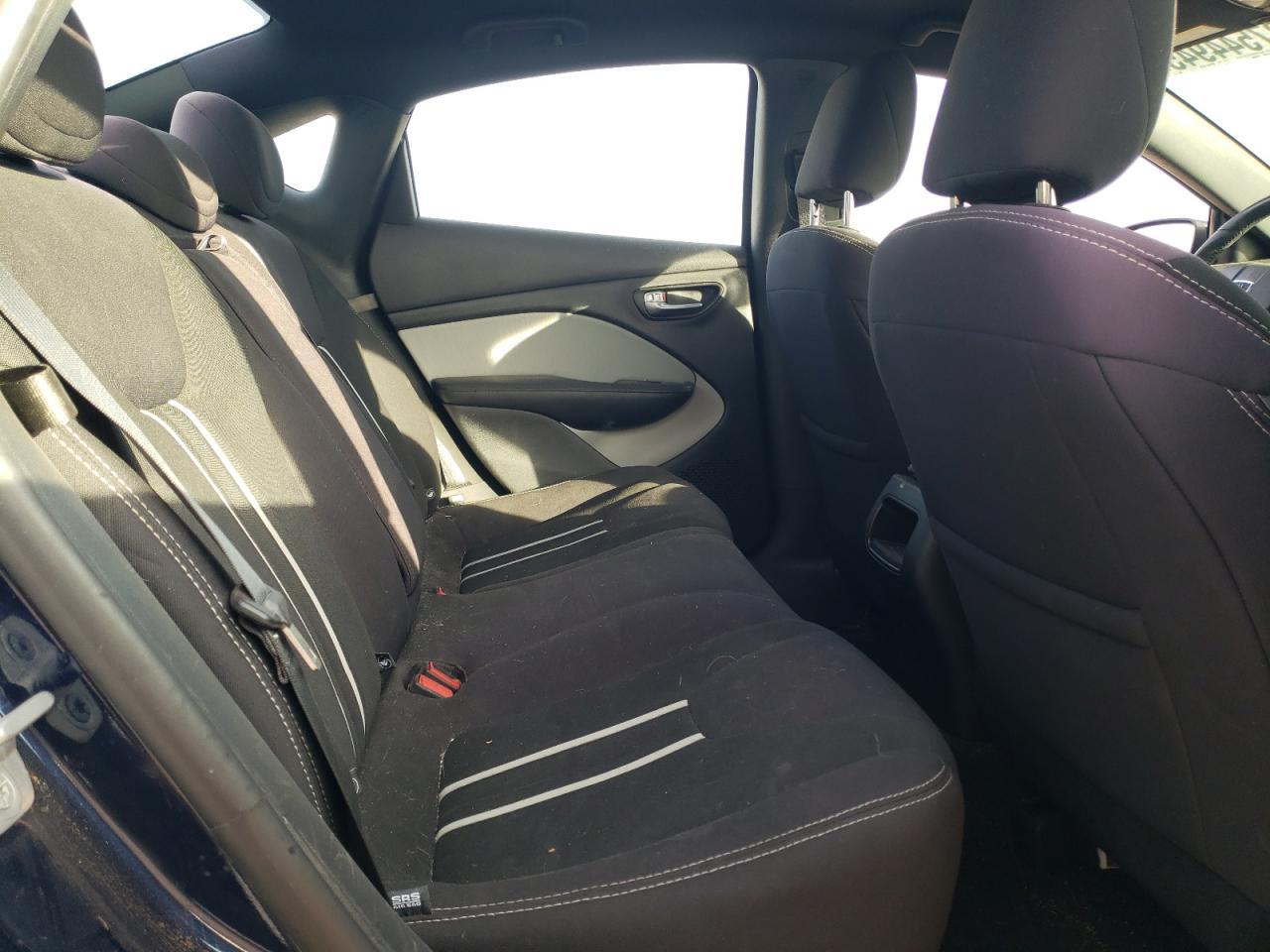 2014 Dodge Dart Sxt - zdjęcie 10
