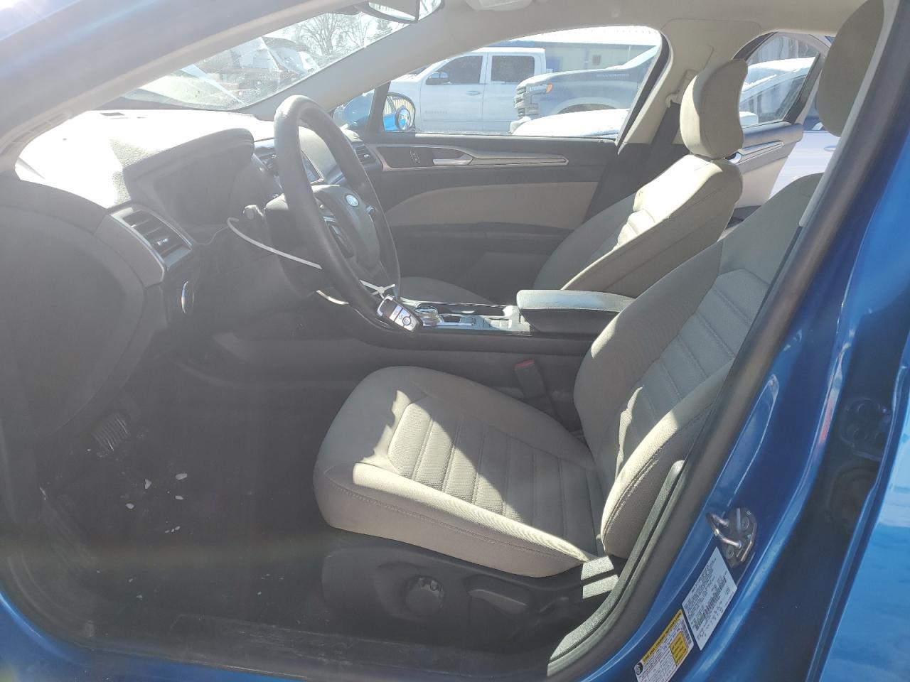 2019 Ford Fusion S - zdjęcie 8