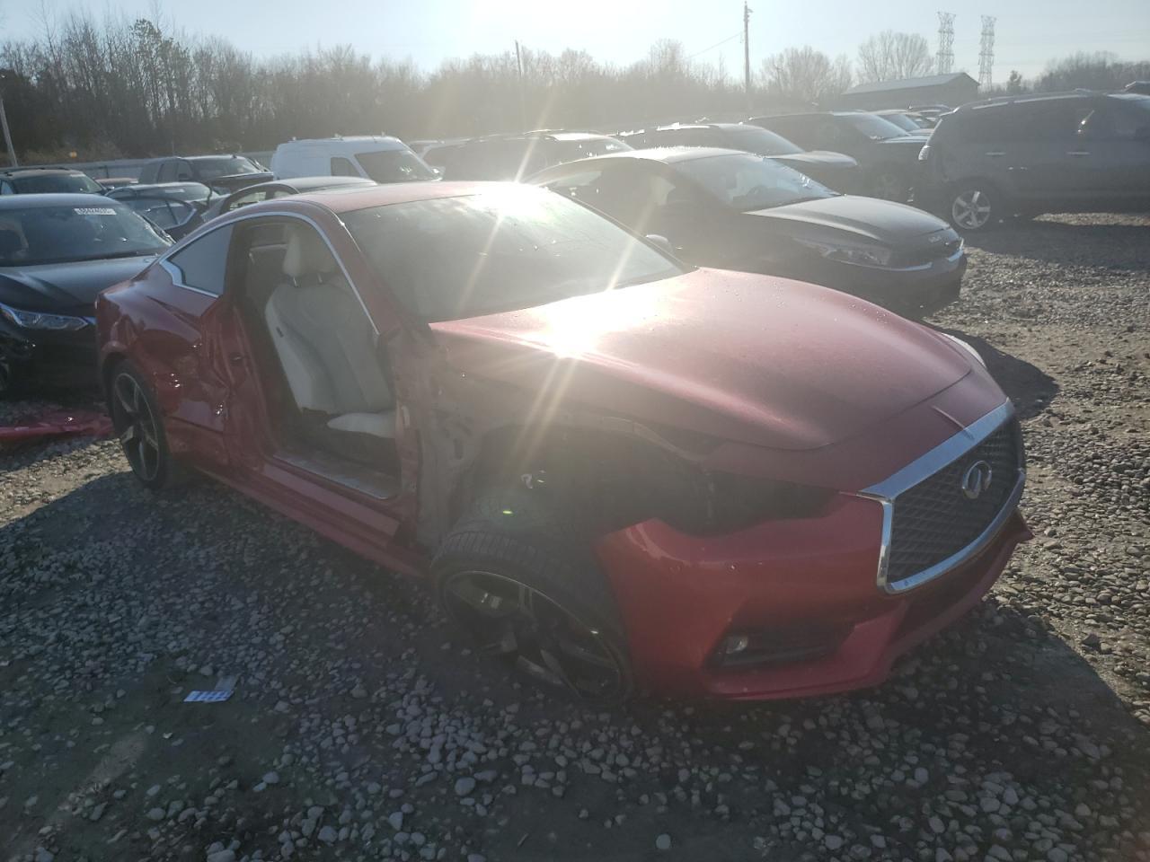 2018 Infiniti Q60 Red Sport 400 - zdjęcie 4