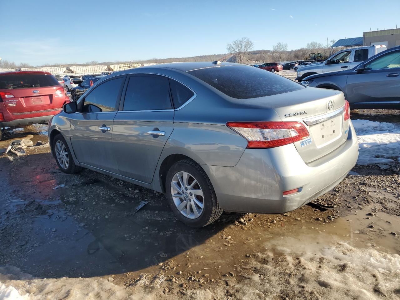 2013 Nissan Sentra S - zdjęcie 2