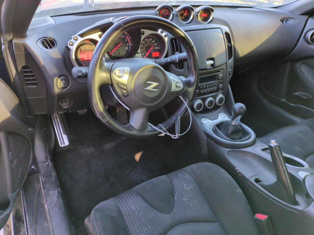 2017 Nissan 370Z Base - zdjęcie 8