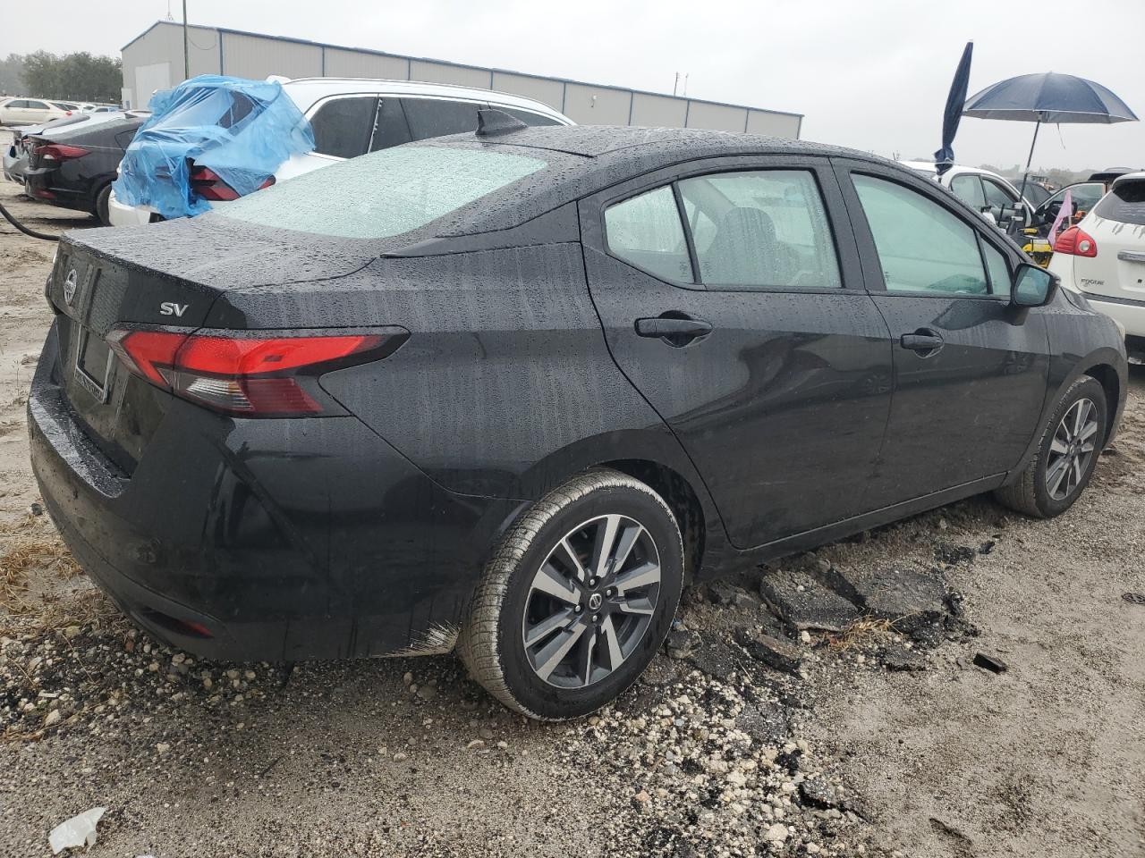 2021 Nissan Versa Sv - zdjęcie 3