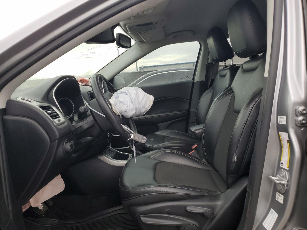 2018 Jeep Compass Latitude - zdjęcie 7