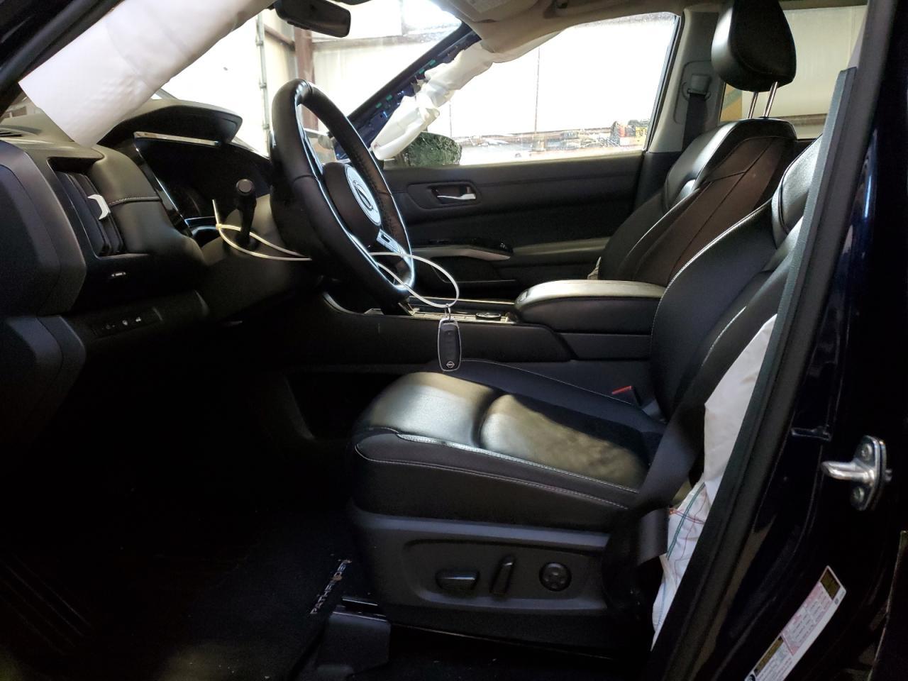 2024 Nissan Pathfinder Sl - zdjęcie 7