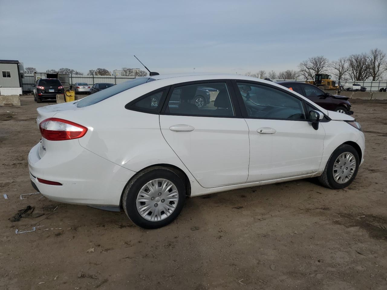2015 Ford Fiesta S - zdjęcie 3