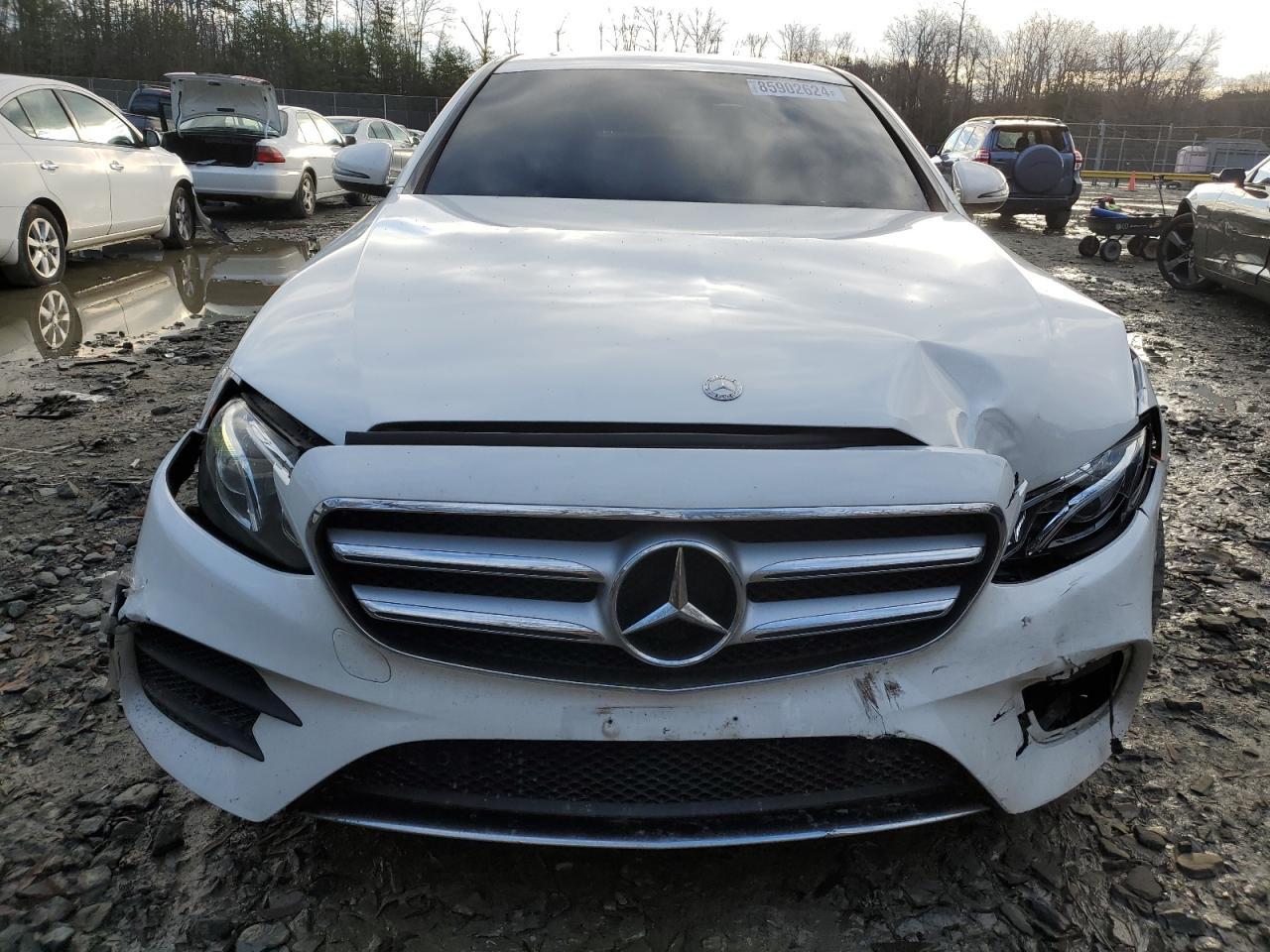 2017 Mercedes-Benz E 300 - zdjęcie 5