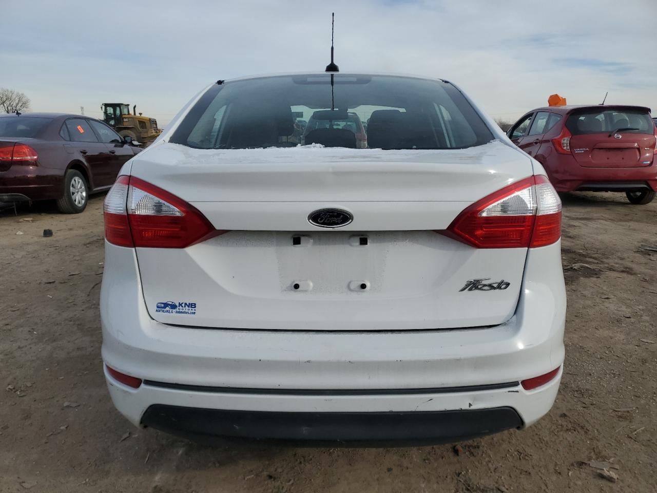 2015 Ford Fiesta S - zdjęcie 6