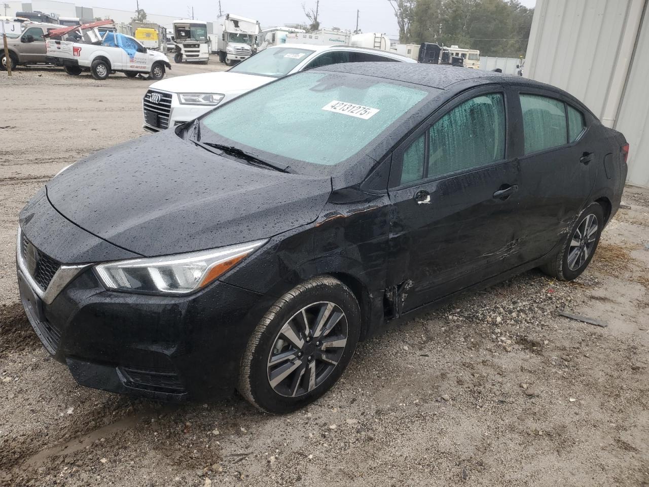 2021 Nissan Versa Sv - zdjęcie główne