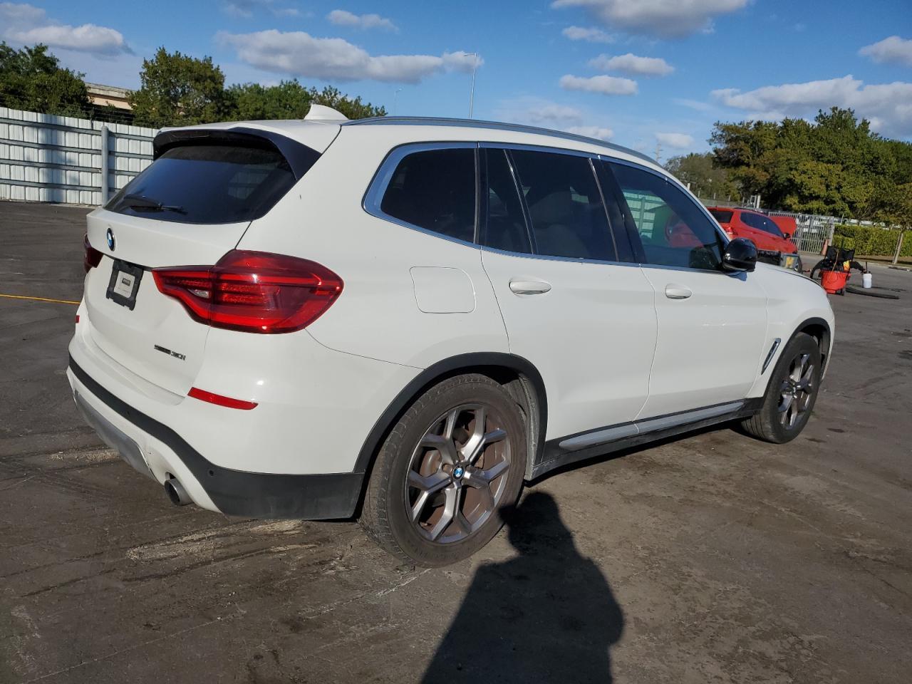 2020 BMW X3 Sdrive30I - zdjęcie 3