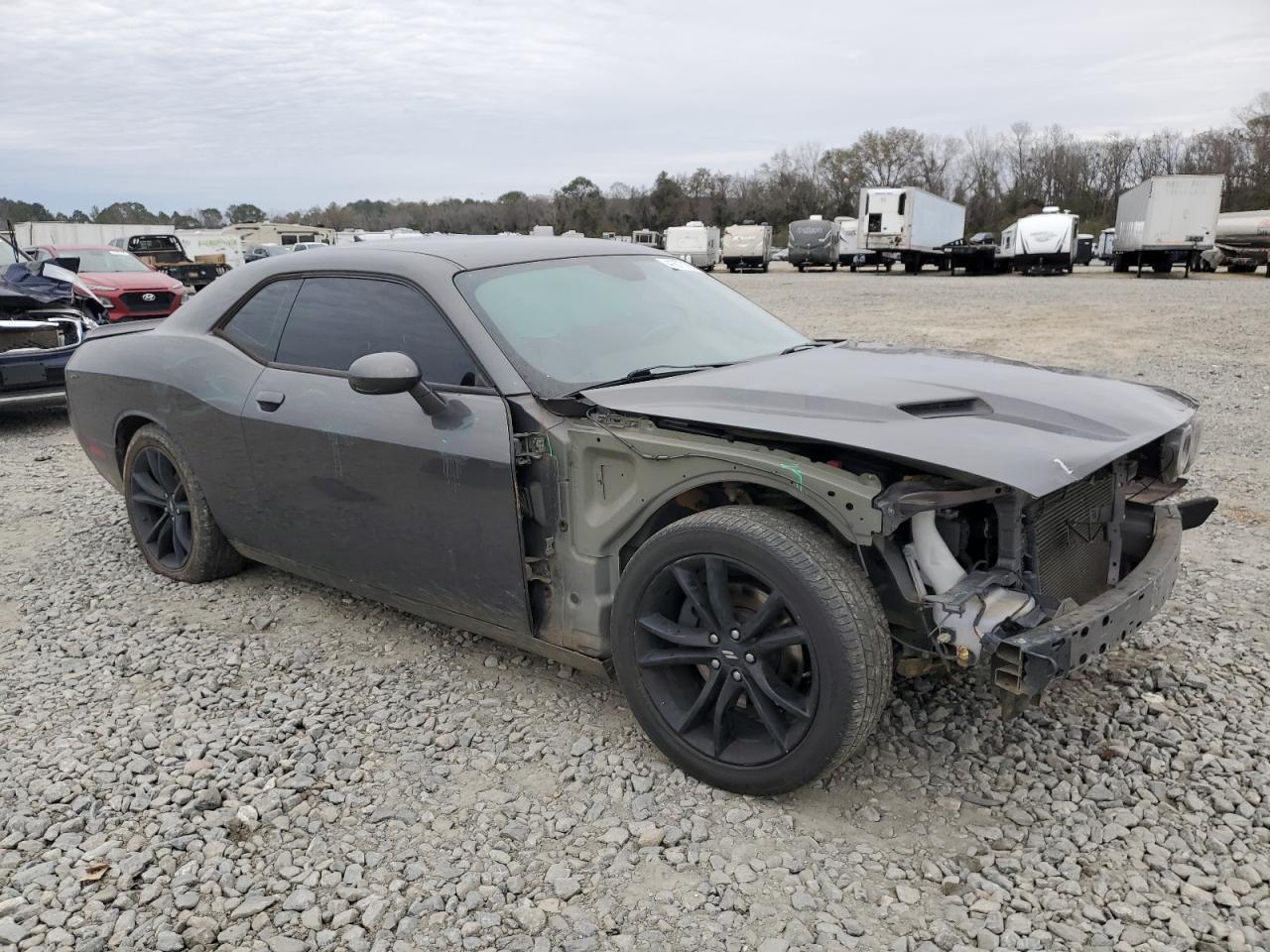 2017 Dodge Challenger Sxt - zdjęcie 4