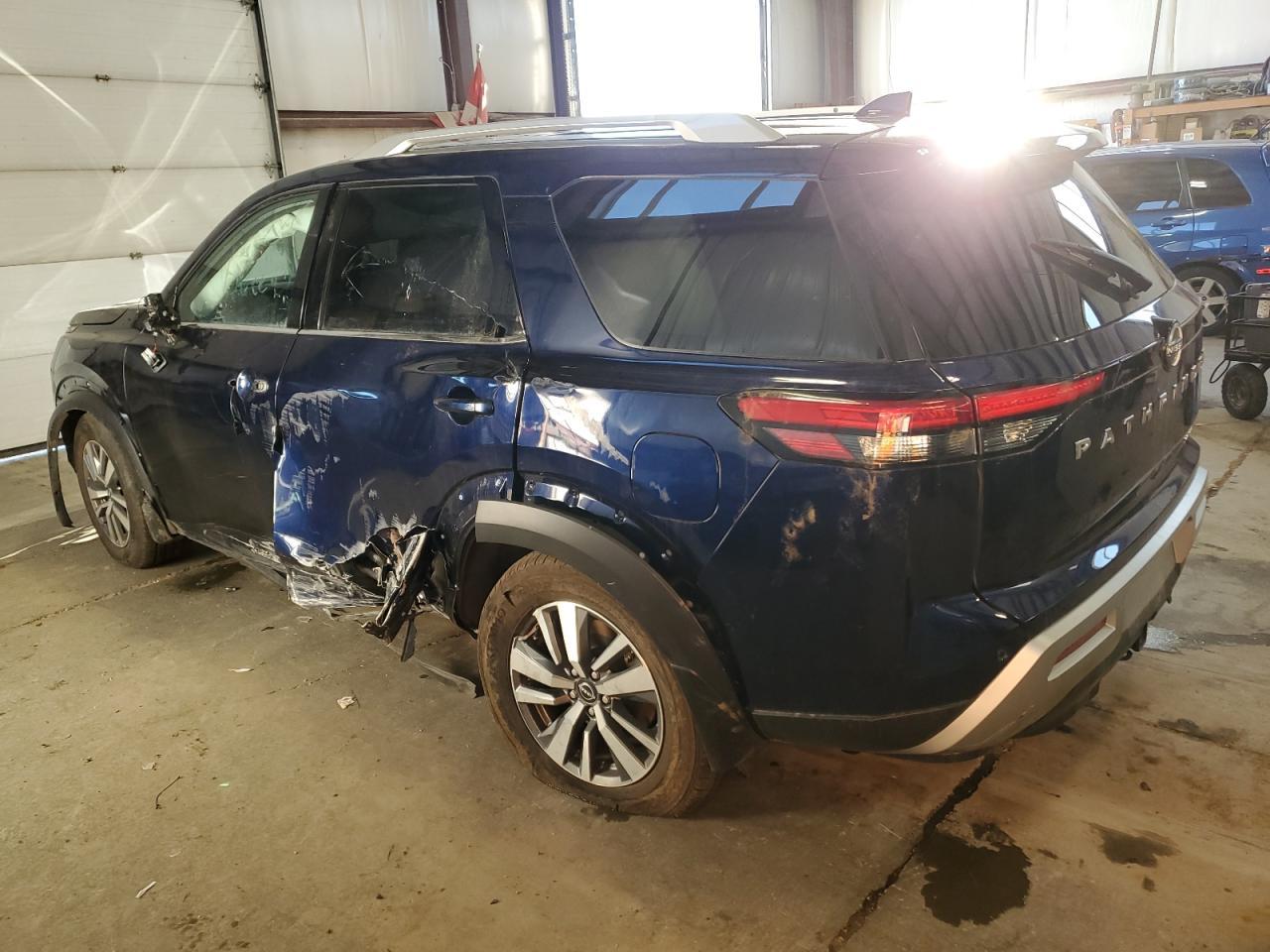 2024 Nissan Pathfinder Sl - zdjęcie 2