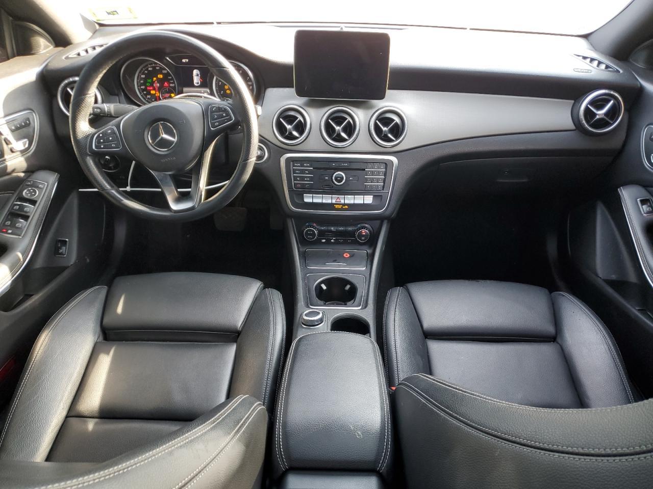 2019 Mercedes-Benz Cla 250 - zdjęcie 8