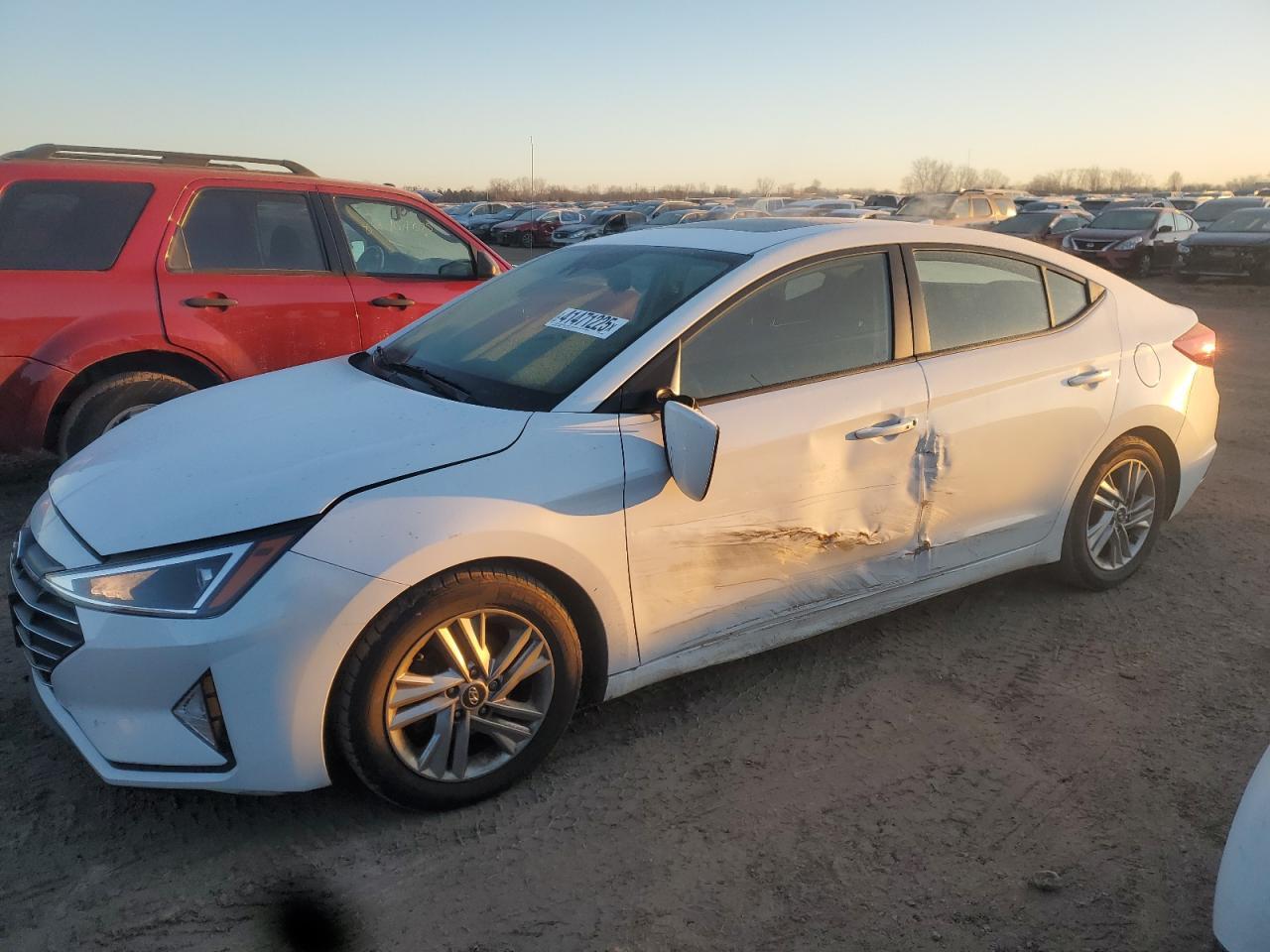 2020 Hyundai Elantra Sel - zdjęcie główne