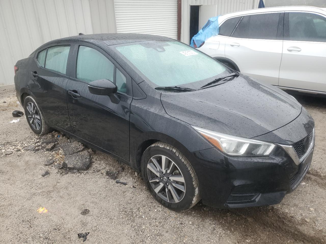 2021 Nissan Versa Sv - zdjęcie 4