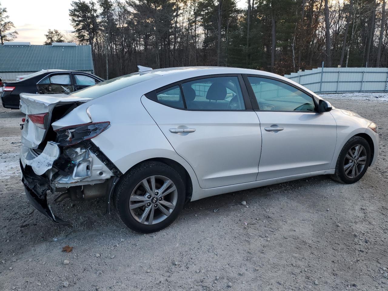 2018 Hyundai Elantra Sel - zdjęcie 3