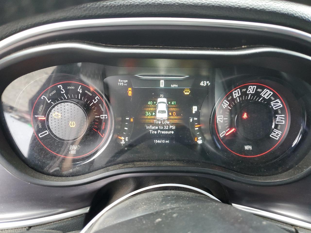 2017 Dodge Challenger Sxt - zdjęcie 9