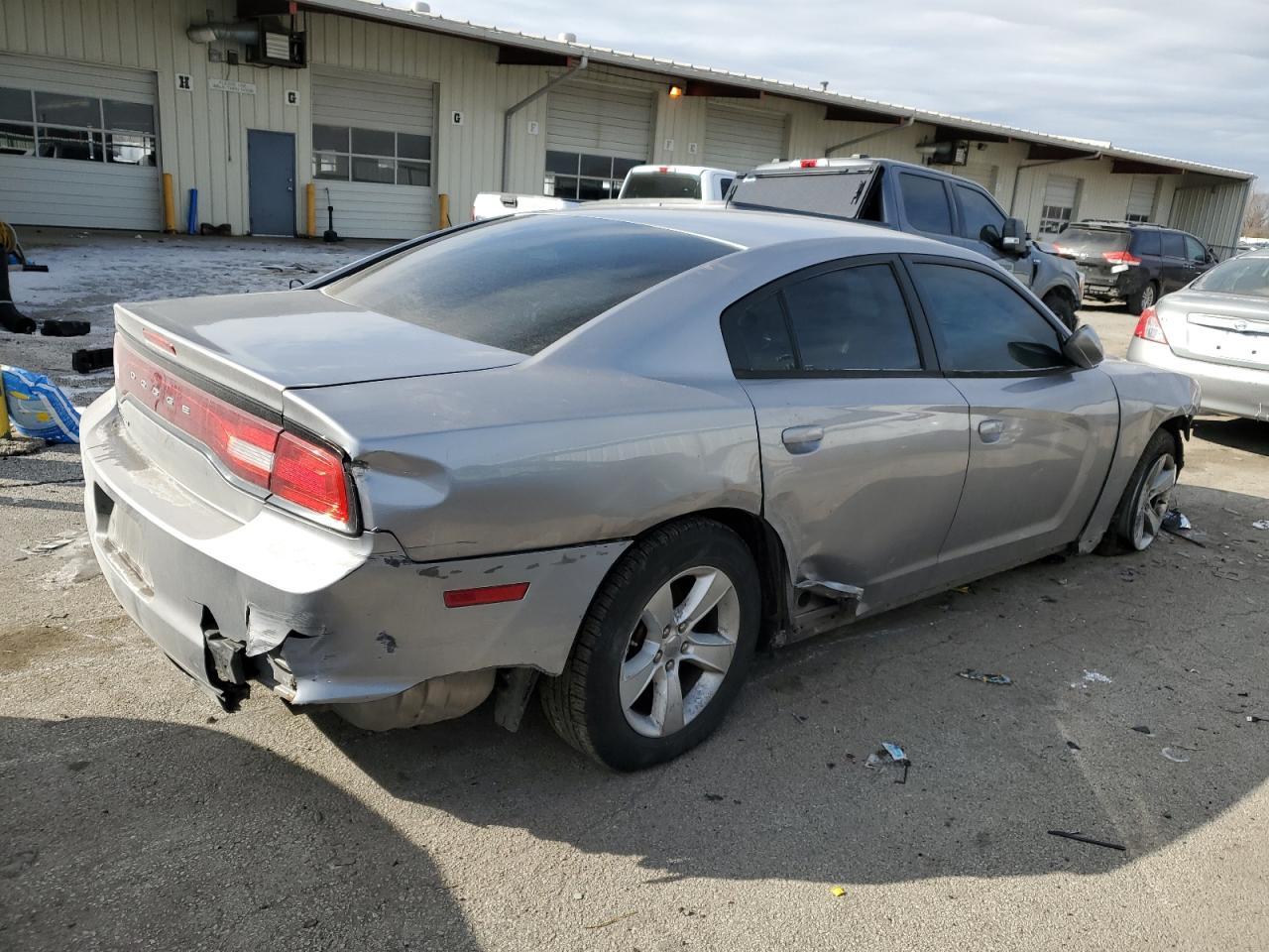 2013 Dodge Charger Se - zdjęcie 3