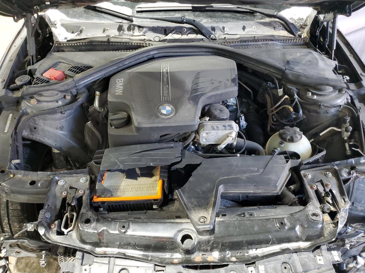 2014 BMW 320 I xDrive - zdjęcie 11