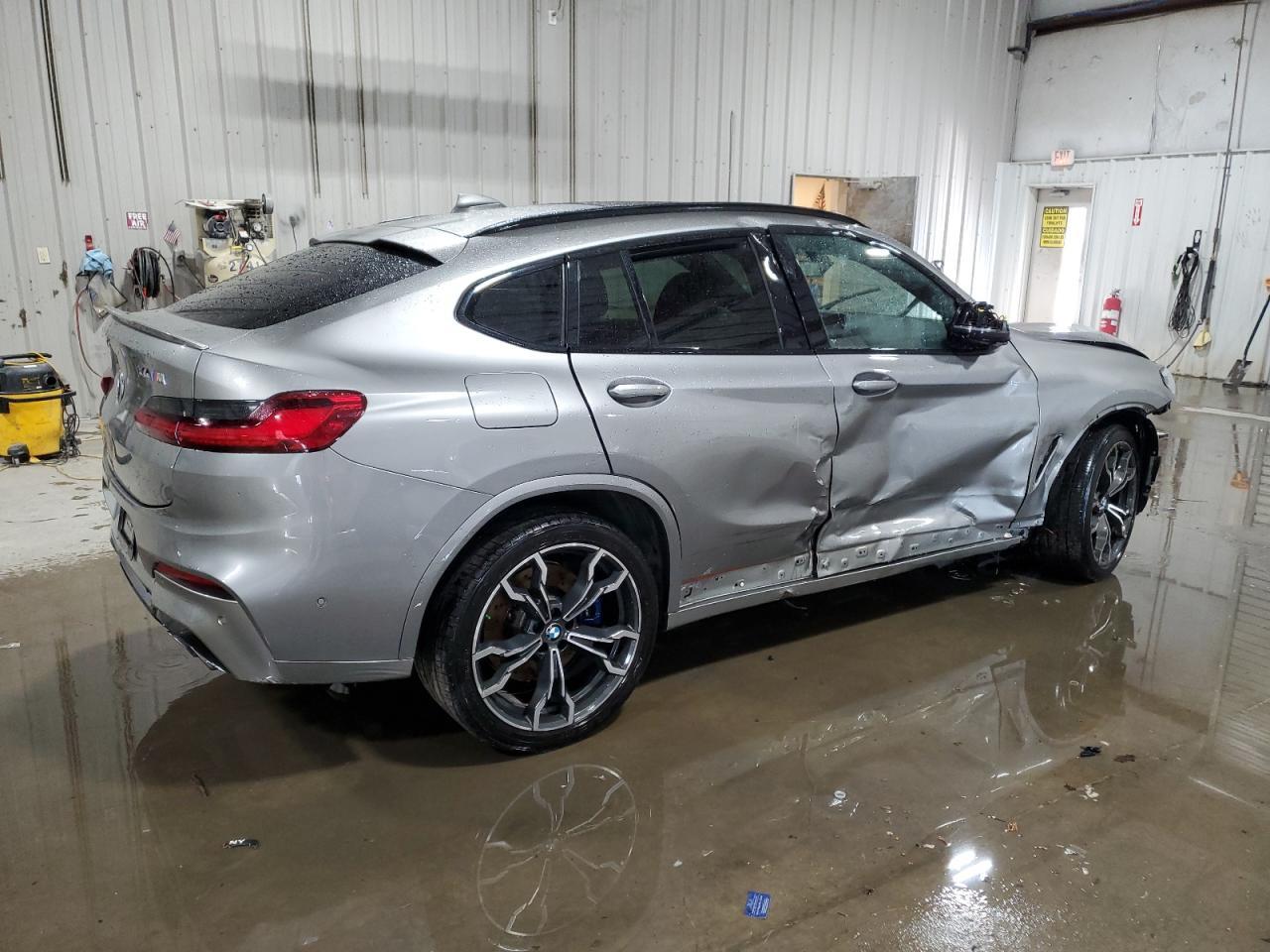 2021 BMW Motorrad X4 M Competition - zdjęcie 3