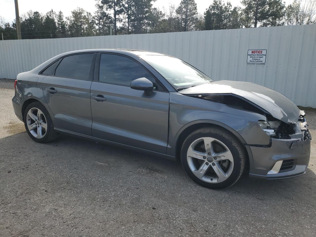 2018 Audi A3 Premium - zdjęcie 4