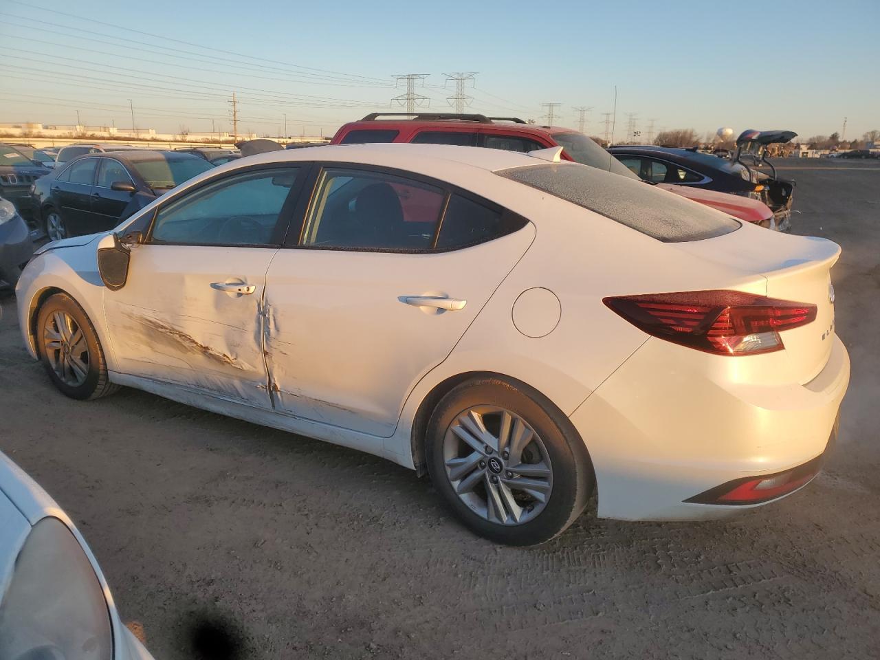 2020 Hyundai Elantra Sel - zdjęcie 2
