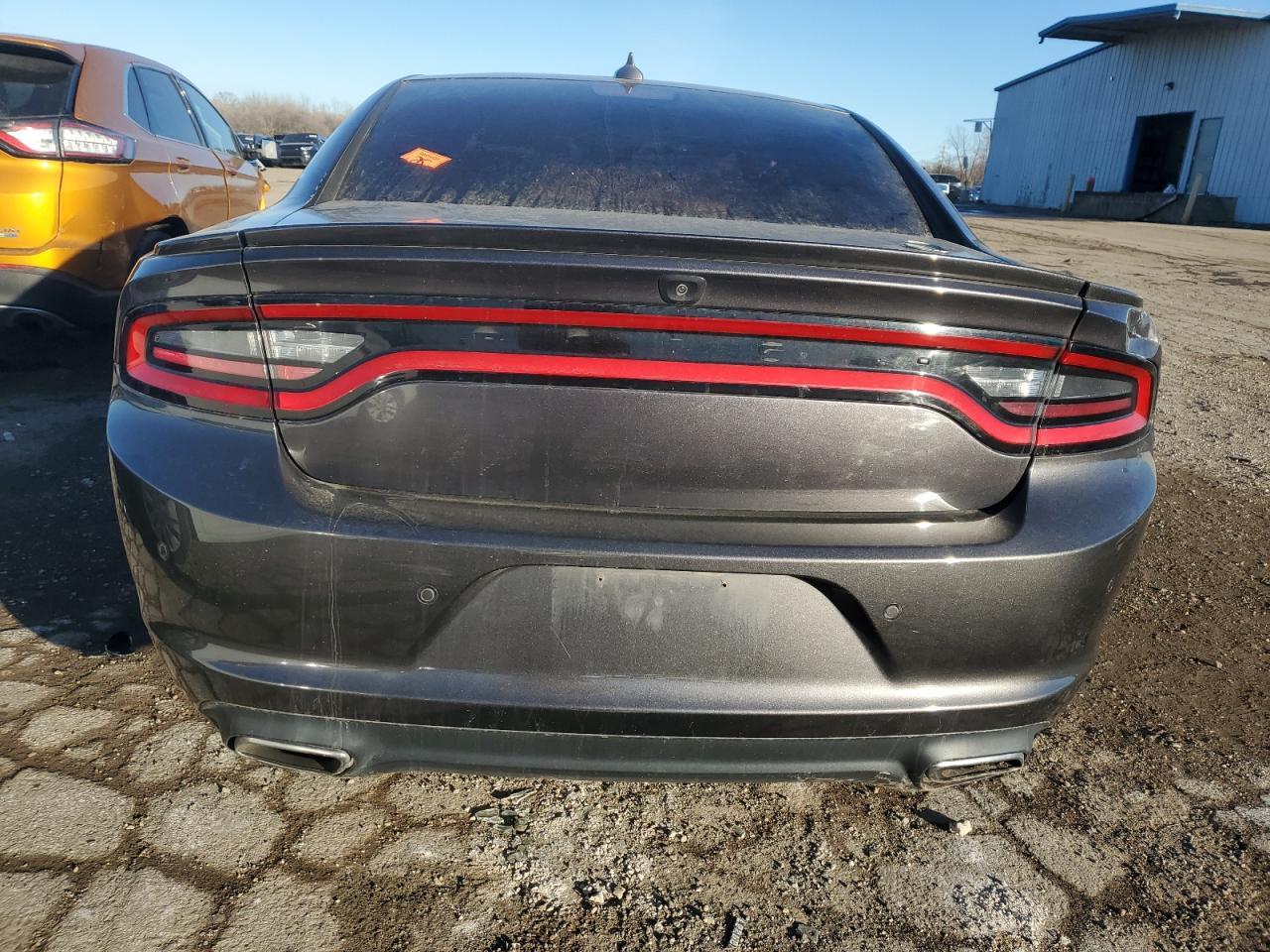 2016 Dodge Charger R/T - zdjęcie 6
