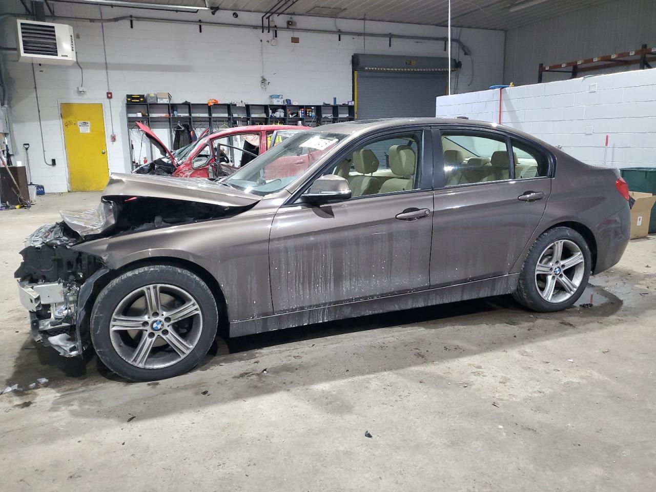 2014 BMW 320 I xDrive - zdjęcie główne