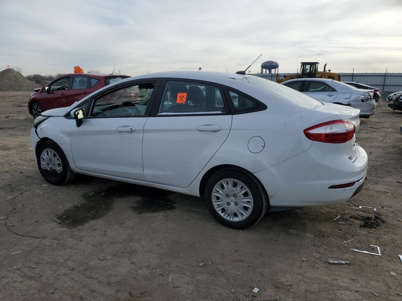 2015 Ford Fiesta S - zdjęcie 2