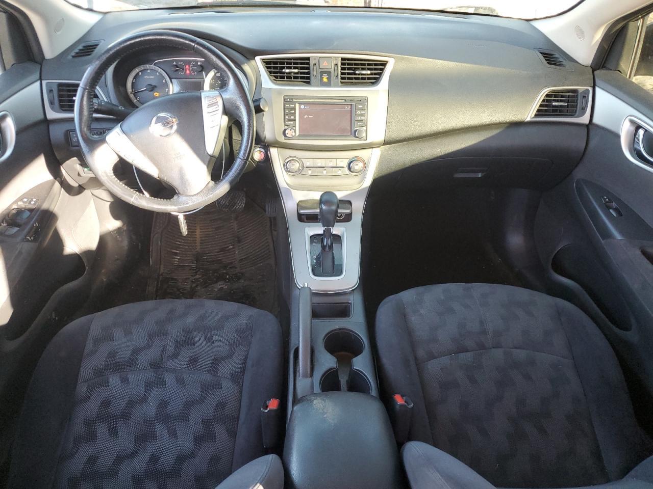 2013 Nissan Sentra S - zdjęcie 8