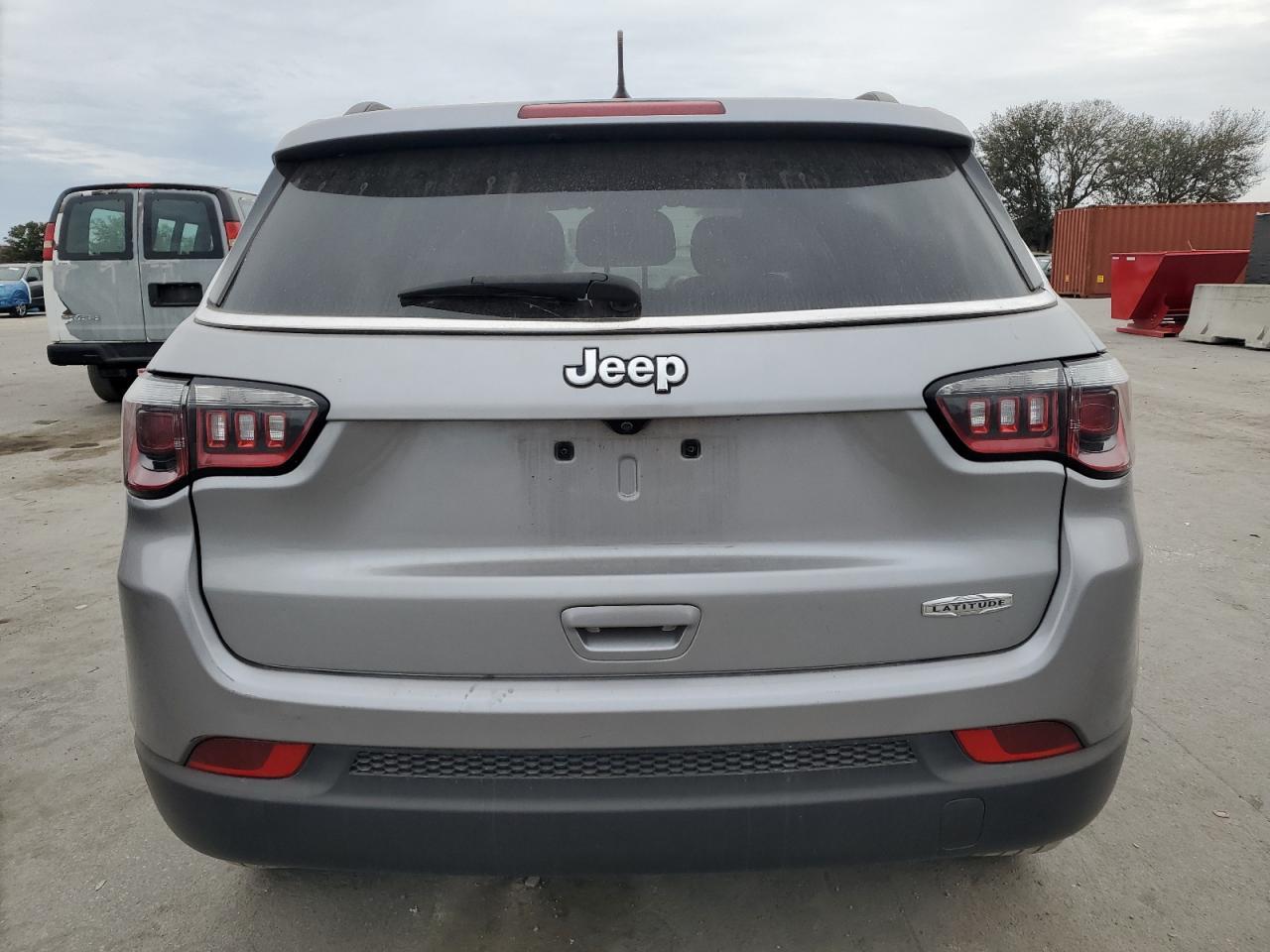 2018 Jeep Compass Latitude - zdjęcie 6