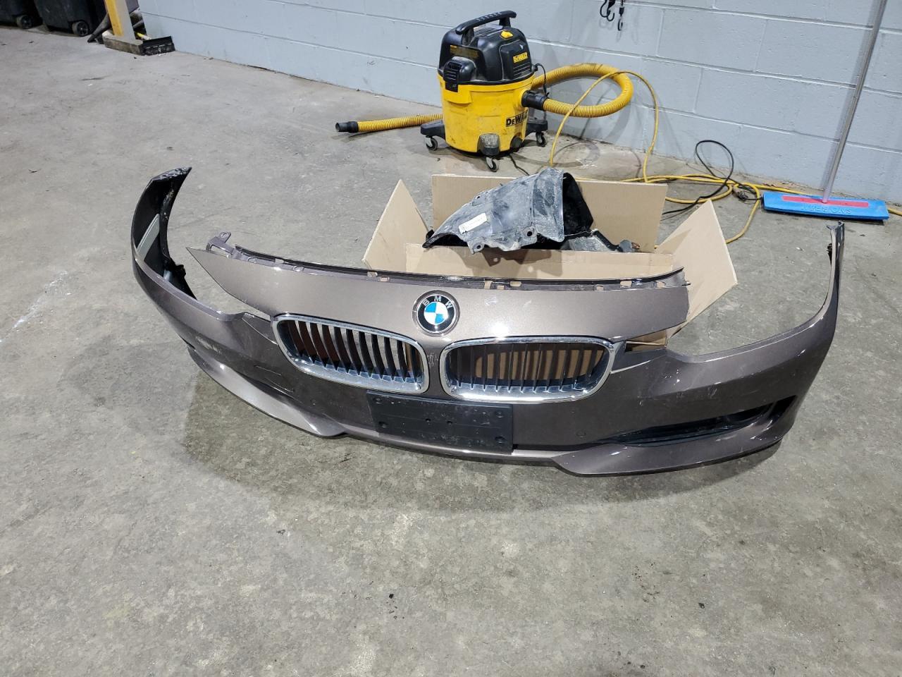 2014 BMW 320 I xDrive - zdjęcie 12
