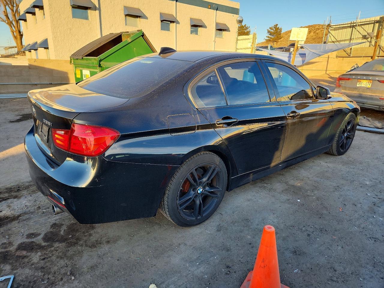 2015 BMW 335 I - zdjęcie 3