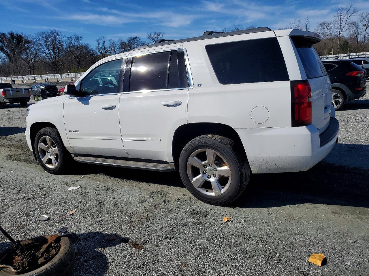 2015 Chevrolet Tahoe C1500 Lt - zdjęcie 2