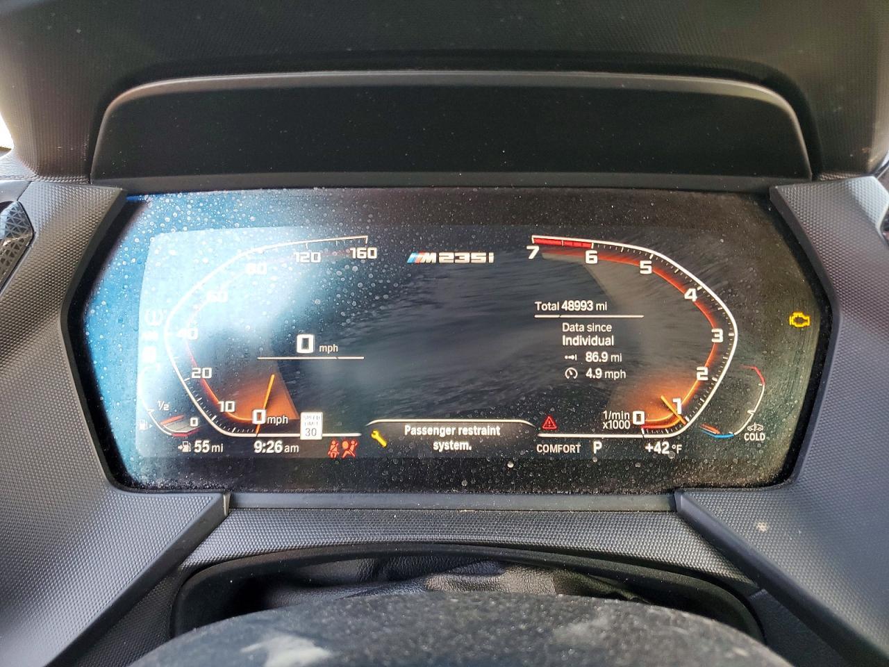 2022 BMW M235Xi - zdjęcie 9