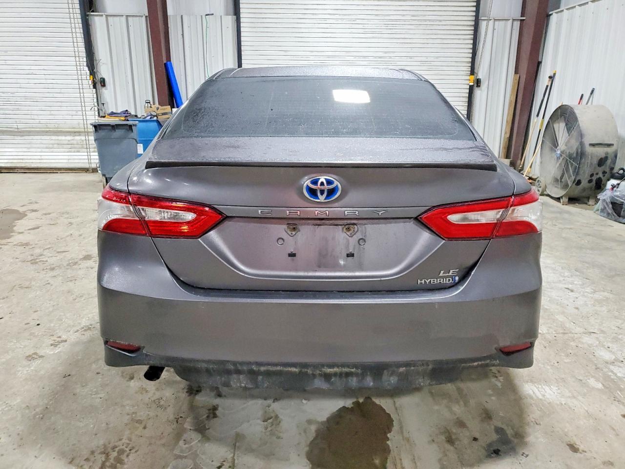 2018 Toyota Camry Le - zdjęcie 6