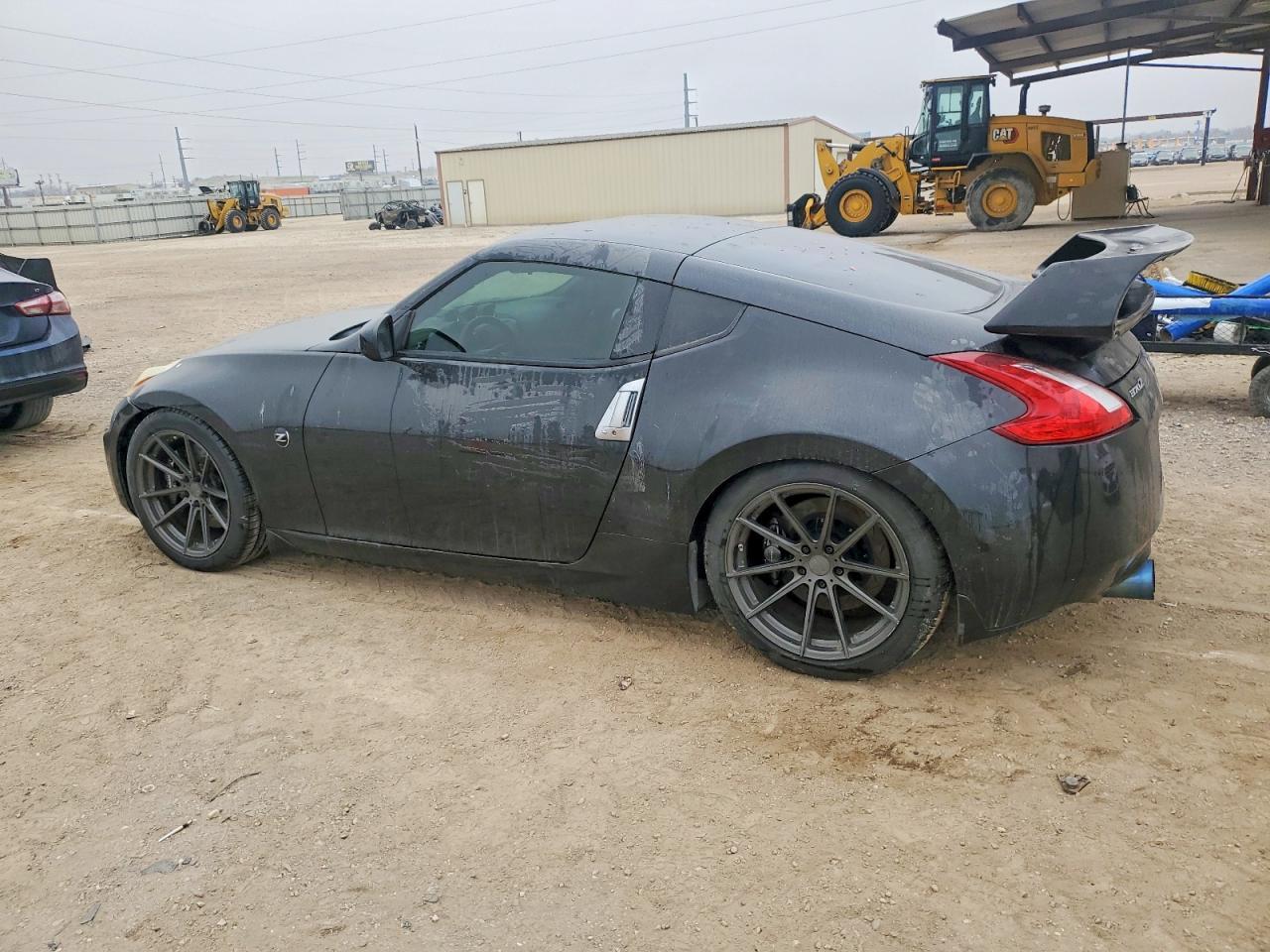 2017 Nissan 370Z Base - zdjęcie 2
