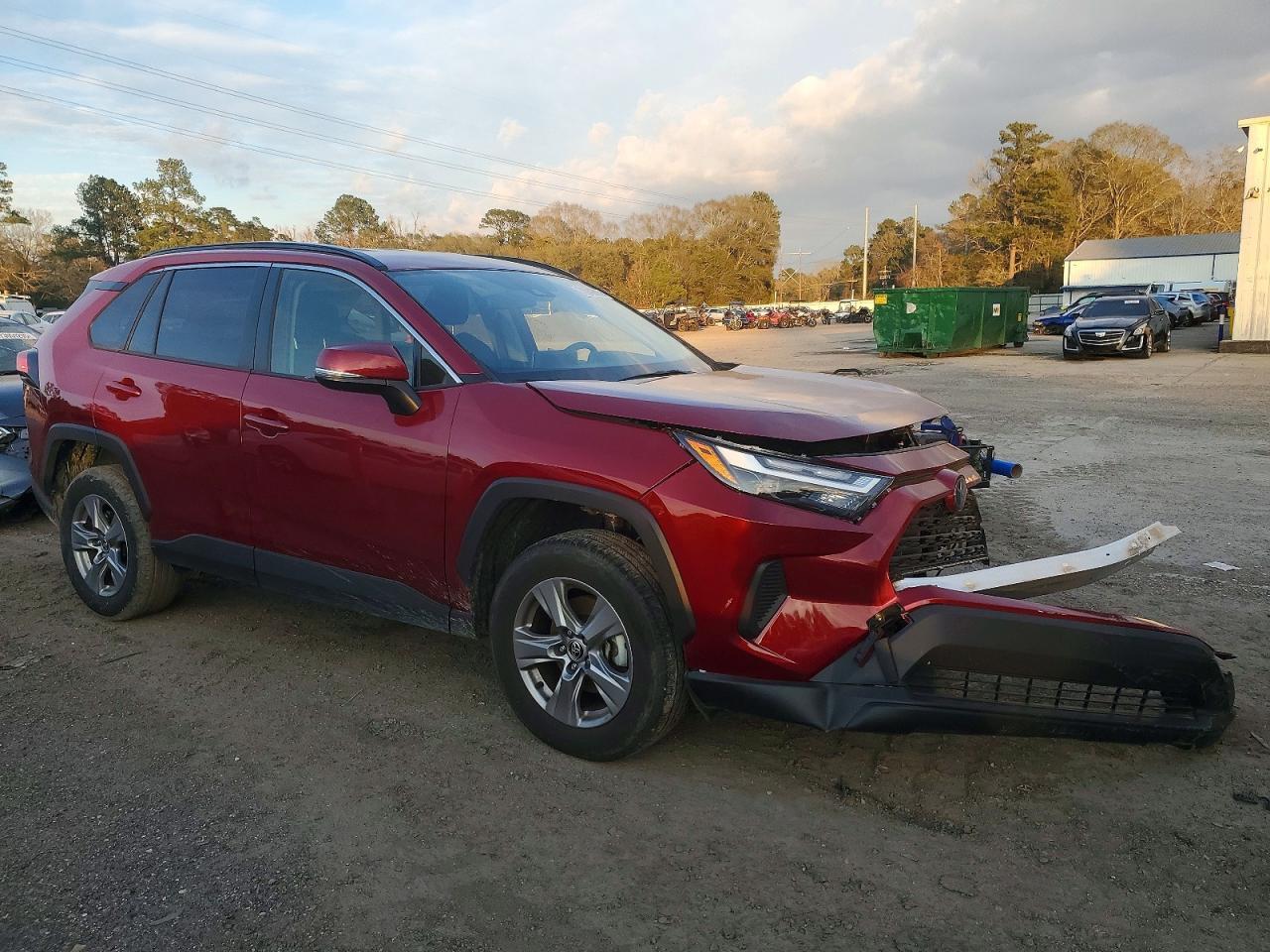 2024 Toyota Rav4 Xle - zdjęcie 4