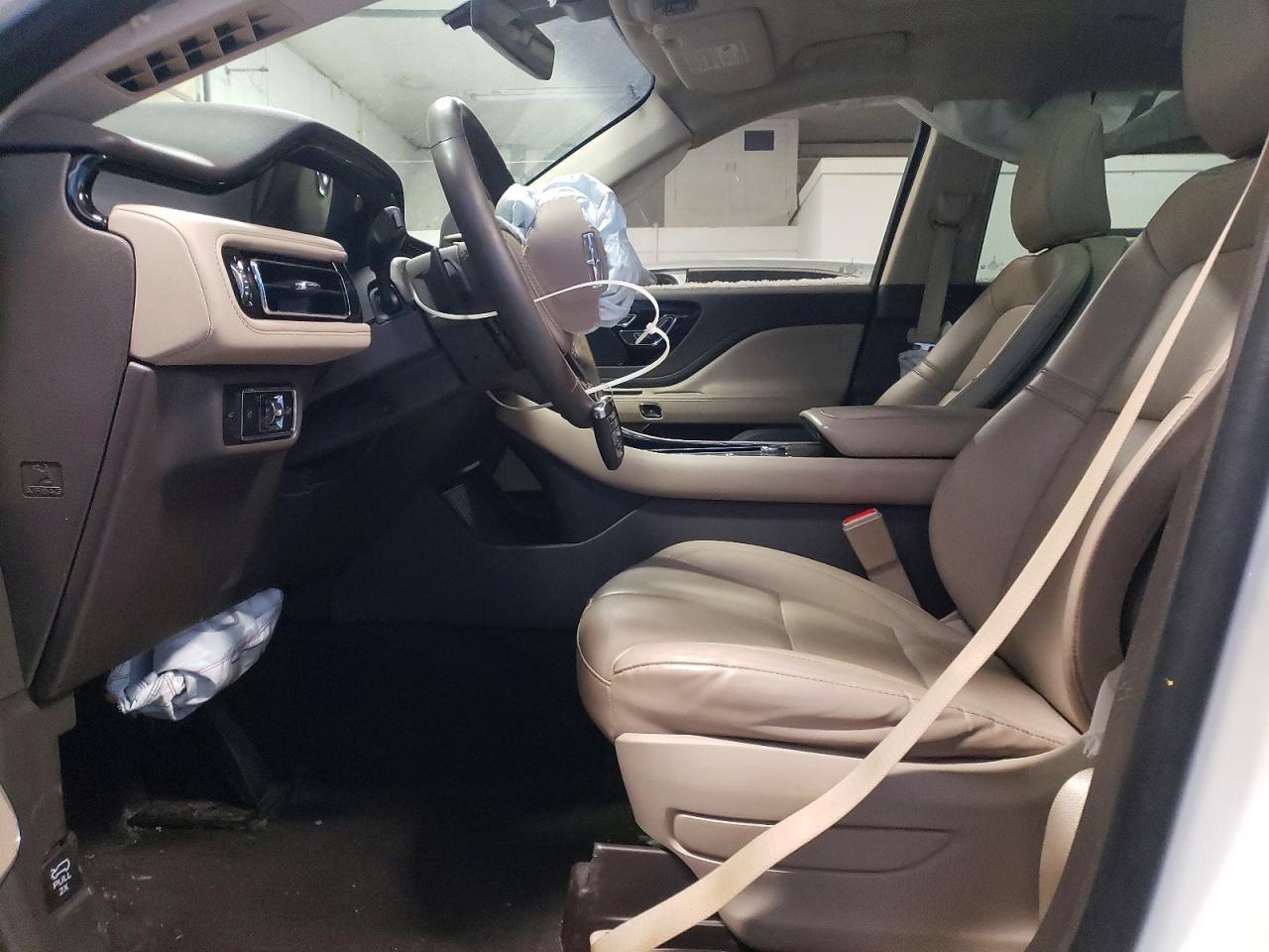 2023 Lincoln Townhouse Aviator - zdjęcie 7