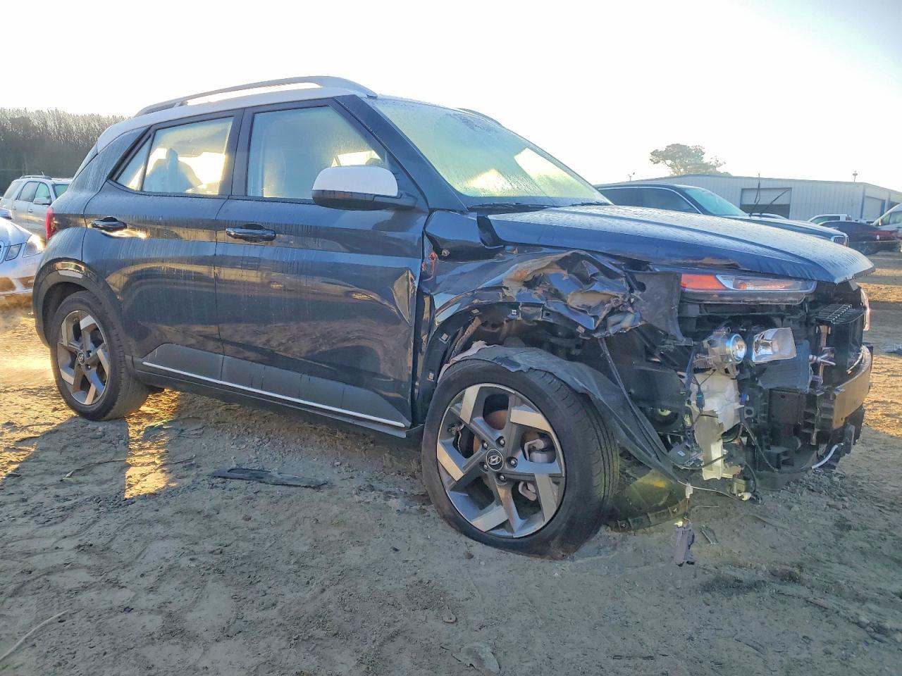 2025 Hyundai Venue Sel - zdjęcie 4