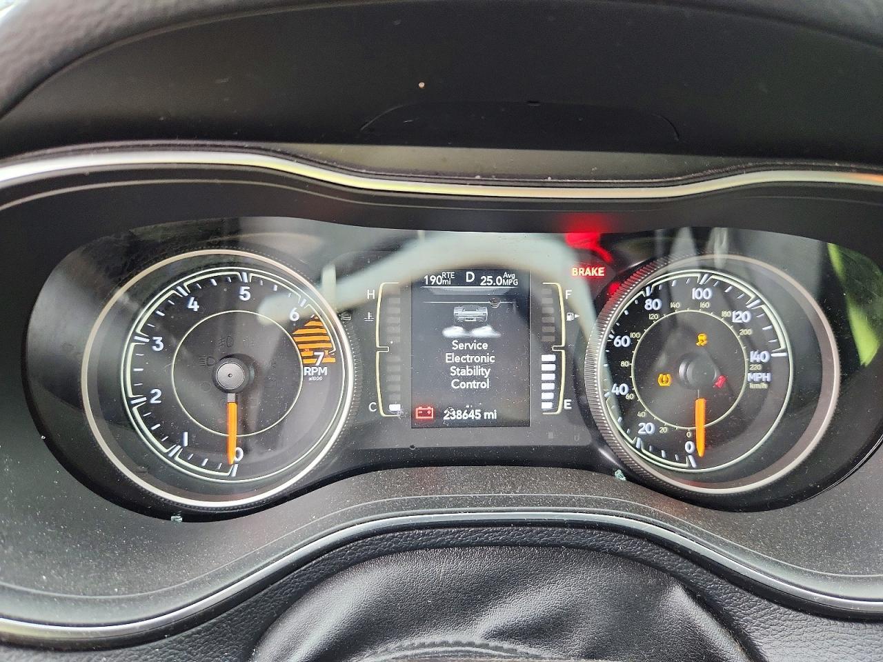 2019 Jeep Cherokee Latitude Plus - zdjęcie 9