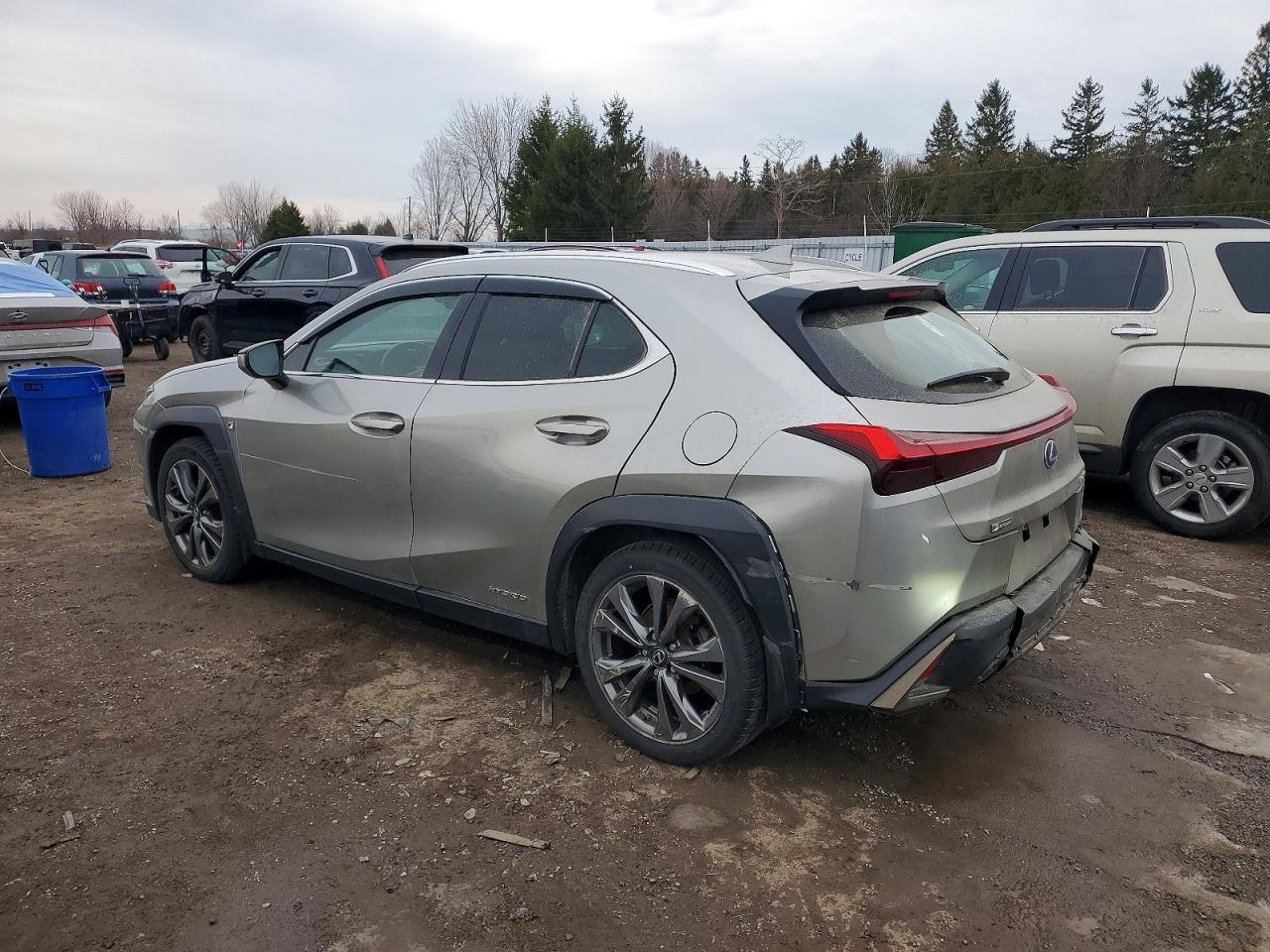 2021 Lexus Ux 250H - zdjęcie 2