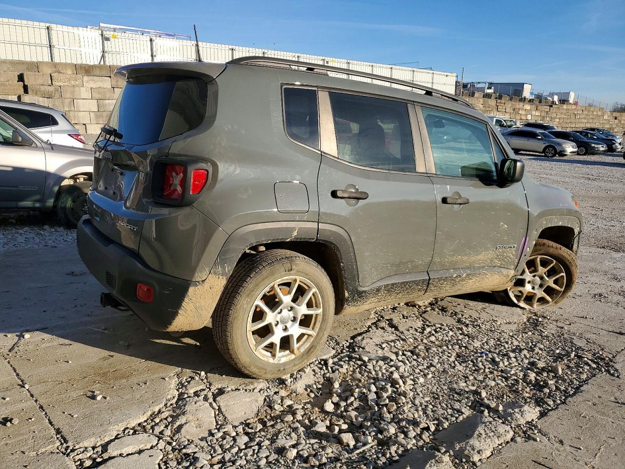 2020 Jeep Renegade Sport - zdjęcie 3