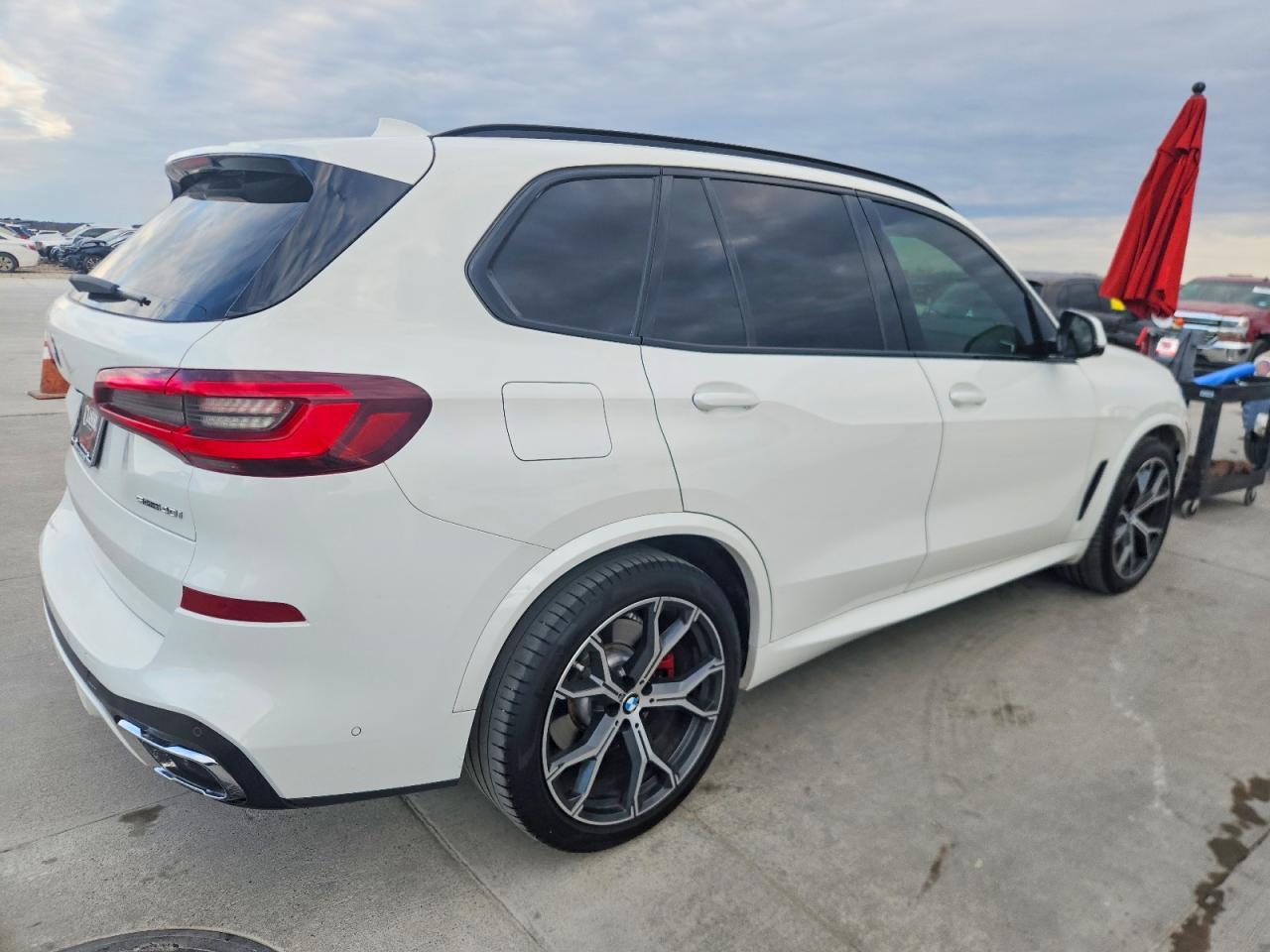 2021 BMW X5 Sdrive 40I - zdjęcie 3